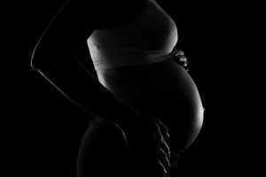 Lire la suite à propos de l’article Dermatose polymorphe de la grossesse : tout savoir pour apaiser votre peau et votre esprit